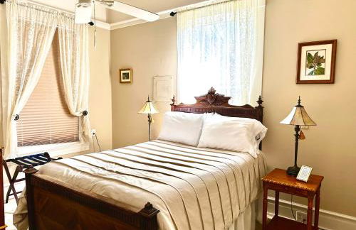 The Kate Shepard House - Photo 1