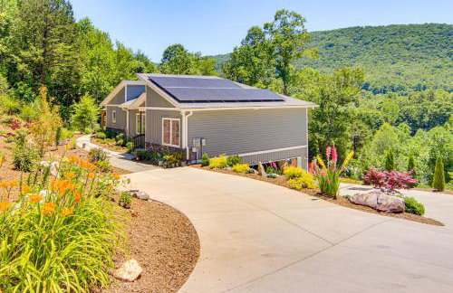 Hot Tub & Views! Comfy Asheville Vacation Rental! - Foto 30