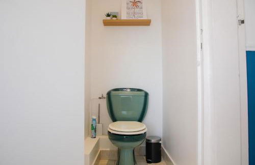 Piscine & Soleil à Hyères - T3 spacieux avec Clim & Extérieurs - Foto 10