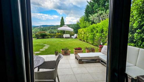 Angelo’s Elegant Summer House - Foto 1, Garden, Garden view