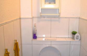 GraceHomes - Garage, Ventilator, Free Coffee, Airport, Messe, Stuttgart, WiFi up to 6 Guests - Foto 28