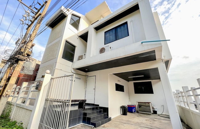 GAO Lighthouse Phala Beachfront - Photo 34