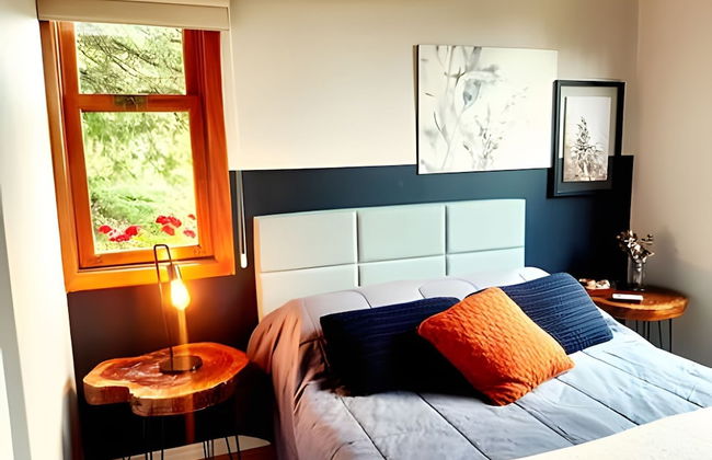 Siga Gramado - Centro e Lago Negro a pé - Photo 1