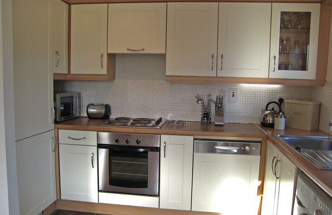 3 bedroom House in Killaloe with garden - Photo 9