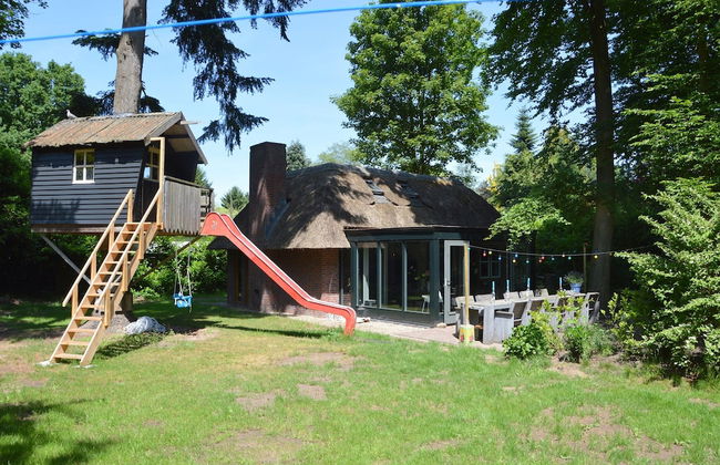 Holiday Home in Haaren Near the Efteling - Foto 1