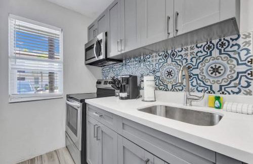 Rustic Retreats Cozy 1BR For 4 Guests Minutes From Las Olas - Foto 29