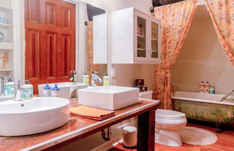 Charming Cozy & Convenient STL Gem ABODEbucks - Foto 27