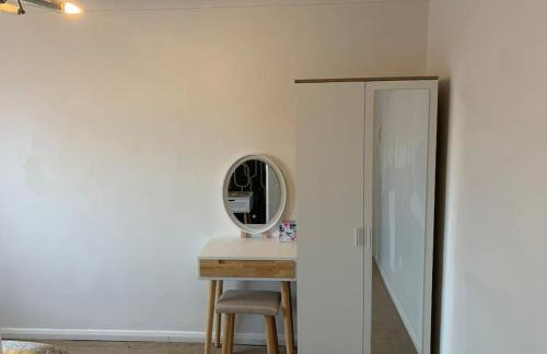 Luxury Two Bed Deluxe Maisonette - Photo 32