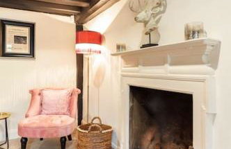 Dorney Windsor Legoland 5 Star Stay for upto 14 guests - Photo 42