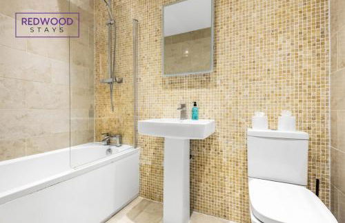 1 Bed 1 Bath, Modern Town Center Apartment, Netflix By Redwood Stays - Foto 22