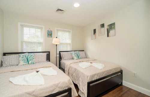 12BCozy 3BR Apartment with Koi Pond in Worcester - Foto 53