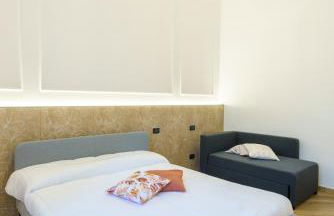 Lucy's Flowers - Photo 37