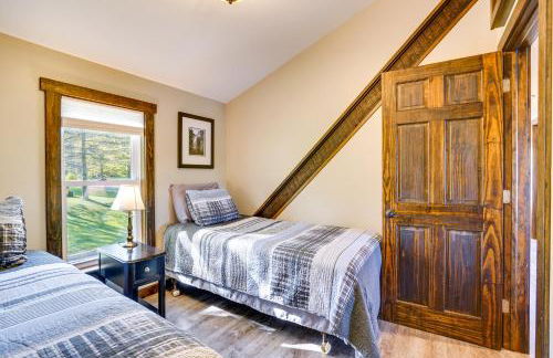 half Mi to Song Mtn Resort! All-Season Basecamp - Photo 23