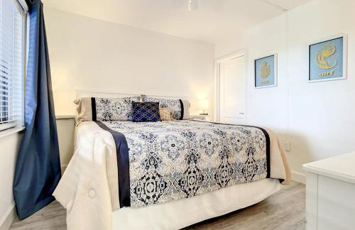 Oceanfront Sunrise Overlooking Pool Walk to shopping dining Sunrise 805 - Foto 12