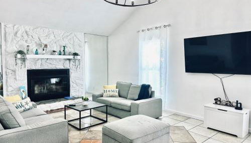 Sea Salt Vacation Home, Private Pool - Walk to Beach - Foto 4