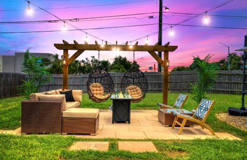 Cowboy Pool - Large Patio - King Bed - Firepit Table - Pet Friendly - Photo 4