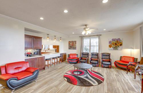 Spacious Group Retreat with Game Room in Marshall! - Foto 5
