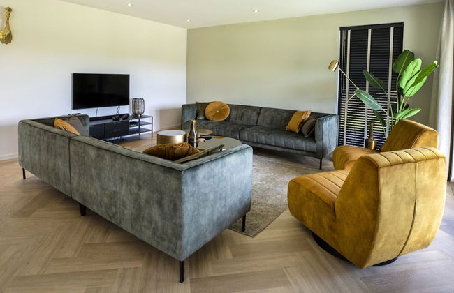 Beautiful Villa With Spacious Garden - Foto 8