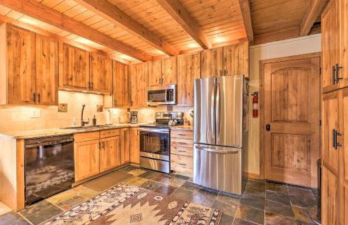 Ski and Hike Mtn-View Condo in Silverthorne! - Foto 10