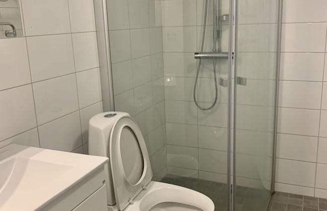 Lovely 2-bed Apartment in Sundbyberg - Photo 12