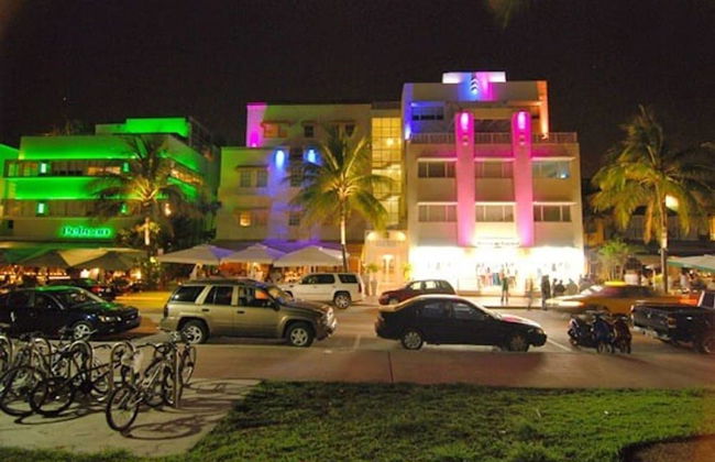 Best Deal 2BR Modern Beachfront Ocean Drive Wifi - Foto 21