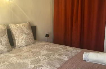 appartement. 2 à 4 pers. lit Queen-size. Au calme. - Foto 9