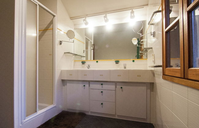 Spacious Farmhouse With Private Heated Pool in a Rustic Garden - Foto 63