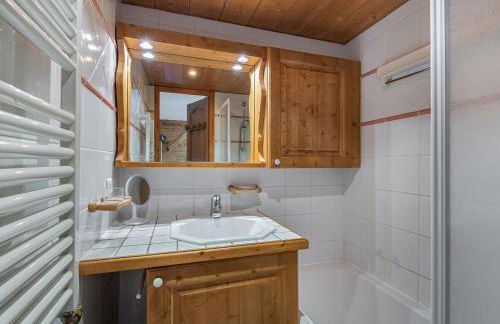 Appartement lumineux proche des pistes avec accès piscine et animaux admis - FR-1-566-7 - Foto 13