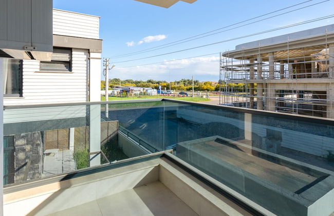 Duplex w Balcony Terrace 5 min to Beach - Foto 2