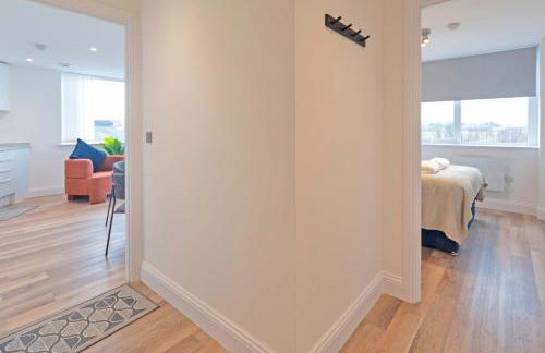 Bright 2BR Apartment at Trinity Point - Foto 11