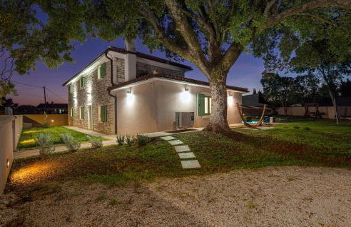 Amazing Home In Sajini - Foto 26