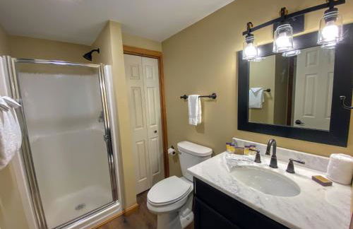 New Property! Updated 3 bed 3 bath condo with mountain ski slope views in Bretton Woods - Foto 20