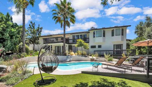 Fallbrook Pool & Spa Wine Country Estate - Photo 1