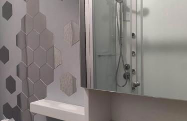 Rail Station Guest House - Photo 3