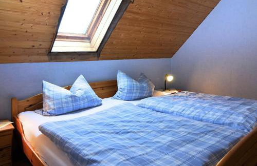 Two separate farmhouse apartments under one roof - Foto 14