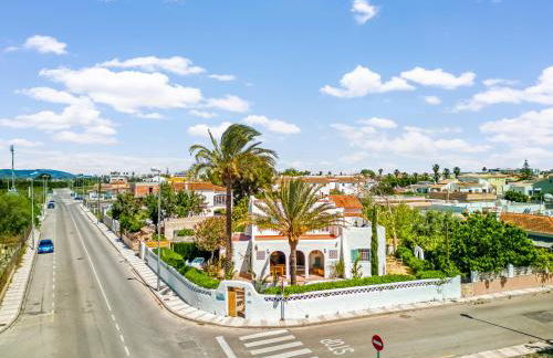 La IBICENCA & JACUZZI by XimoApartments - Photo 3