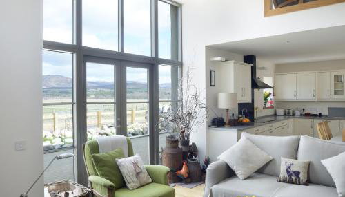 Osprey Lodge - Photo 2