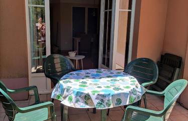 Maisonnette cosy avec Piscine golf et océan à vélo - Foto 7