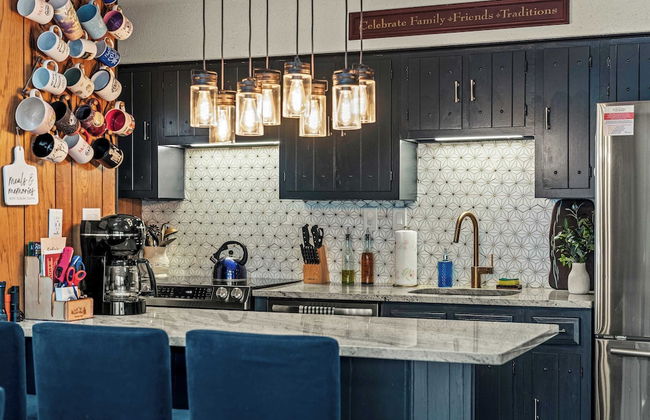 Mountain Magic by Avantstay Firepit + Game Room - Pool Table, Foosball - Foto 8