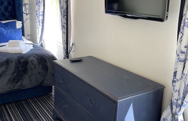 Cosy Lodge With Private Hot Tub in Tottergill Farm - Foto 2