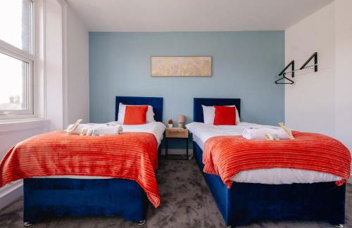 8 Bedroom, 8 En suite, 12 beds, Fast Wifi, Contractors, Parking - Foto 10