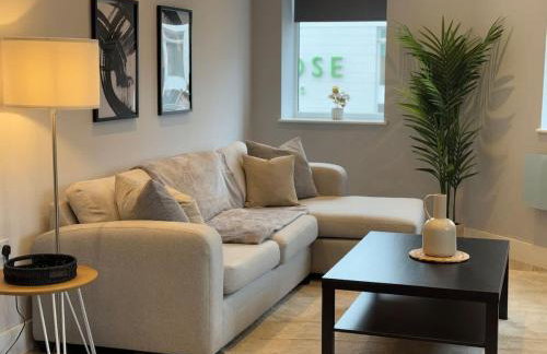 1BR Flat By Charles Richardson ltd Vacation Rental Ideal For Business Relocators Couldson - Foto 7