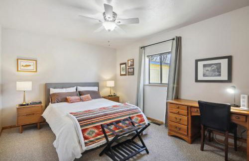 Single Tree Cottage - Walk to Downtown Chama! - Foto 15