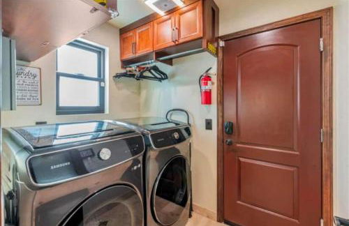 5 Bedrooms Hot Tub Firepit BBQ Kitchen - Foto 17