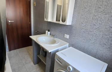 A due passi dalle terme e dal lago - Photo 12