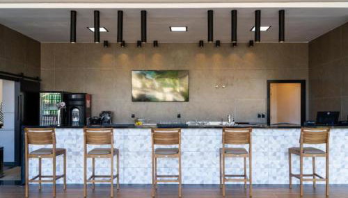 HOTEL SOLAR PEDRA DA ILHA - Ao lado do Beto Carrero World - Foto 5