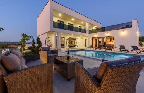 Gorgeous Home In Sikovo - Foto 12