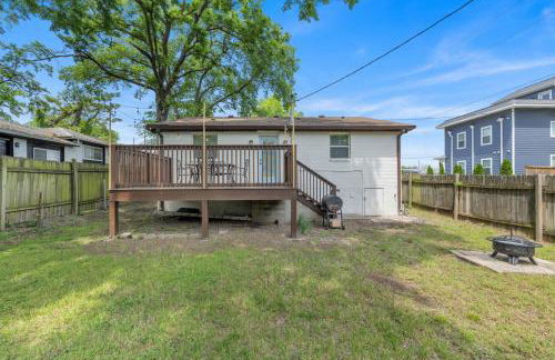 Single Story Pet Friendly Home, with Fenced Yard, Fire Pit, 5min to Downtown!! - Foto 30