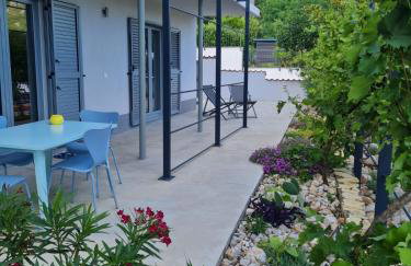 ARYVE® Boutique-Ferienvilla mit Meerblick, Pool und Design-Interieur in Bribir - Foto 56