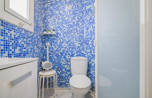 Playa a pie y a 15 minutos de Ramblas y Plaza Catalunya en metro - Foto 8